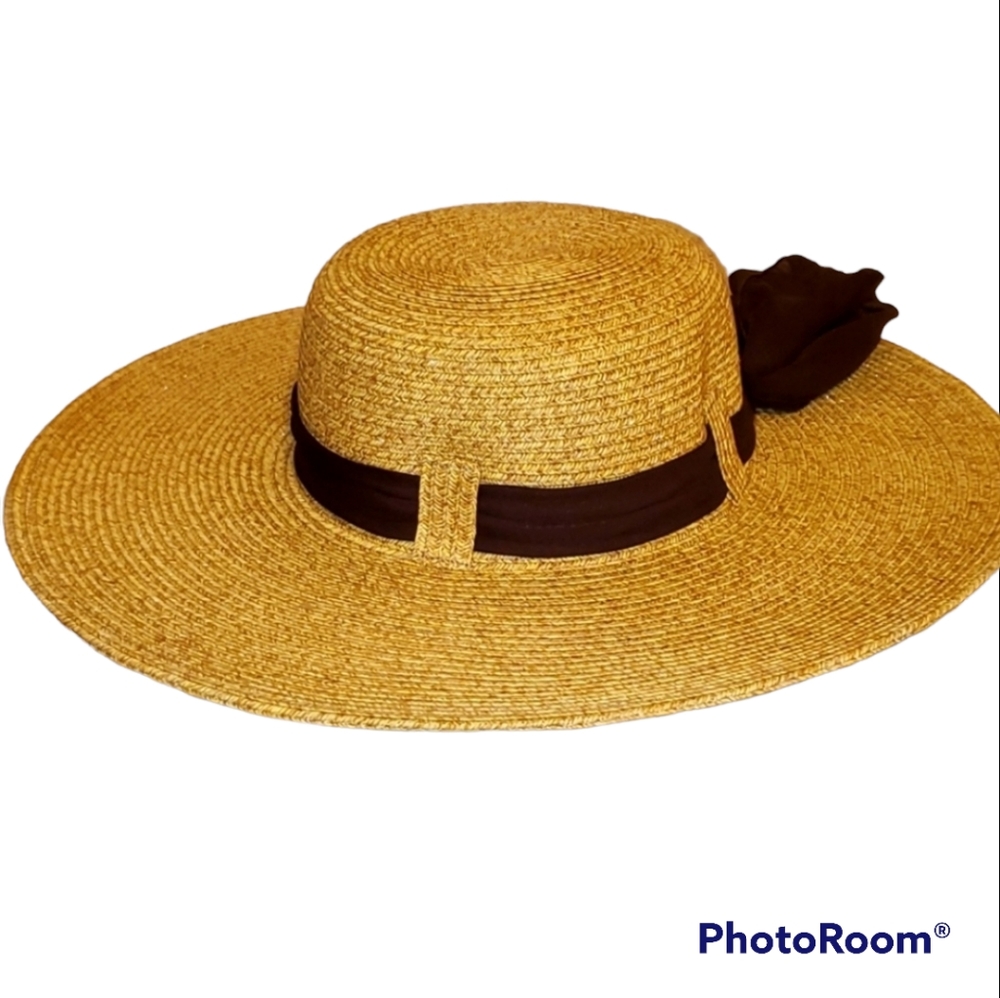 SOLARA summer hat with ribbon brim NWOT